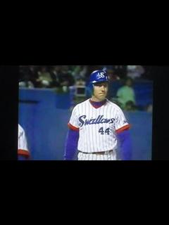 [x]1992阪神タイガース中込伸VSヤクルトスワローズ 神宮球場 東西交互実況放送 ウェーブ ハウエル 広沢克己 池山隆寛 - YouTube