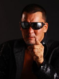 [x]【BIG4蝶野/藤波/長州/武藤】還暦蝶野60歳！自由過ぎる大人達 - YouTube