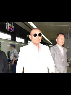 [x]六代目山口組 事始め式挙行 覇気迫る 司忍組長 令和六年度の組指針 和親合一 八年続く分裂状態の中 余裕の神戸山口組 井上邦雄組長 - YouTube