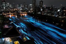 七夕の夜、大阪の川に現れた「天の川」 願い事は何？ [ＫＡＮＳＡＩ] [大阪府]：朝日新聞デジタル